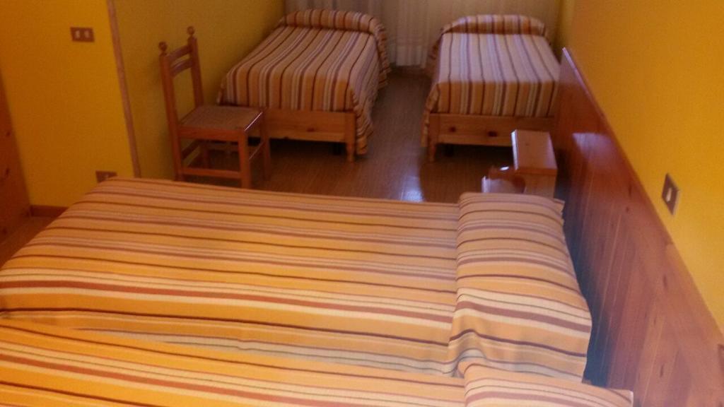 Albergo Trieste Tambre d'Alpago Ruang foto