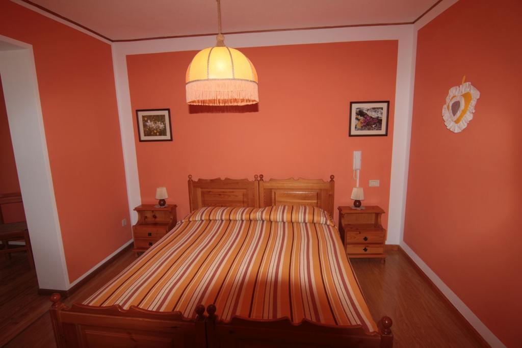 Albergo Trieste Tambre d'Alpago Ruang foto