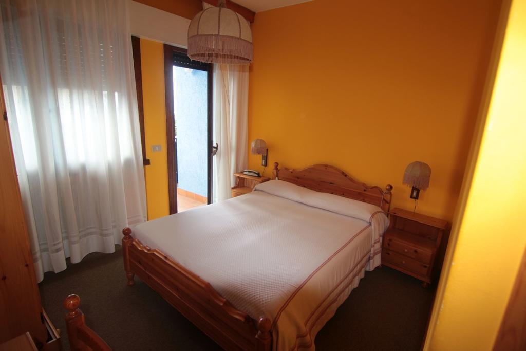 Albergo Trieste Tambre d'Alpago Ruang foto