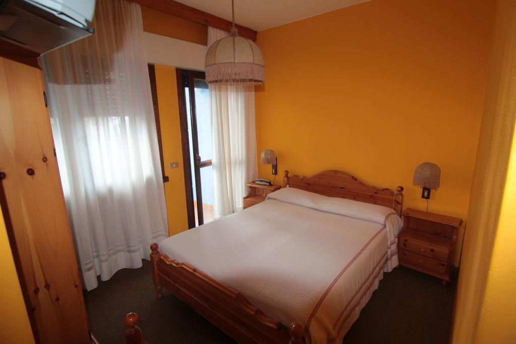 Albergo Trieste Tambre d'Alpago Ruang foto